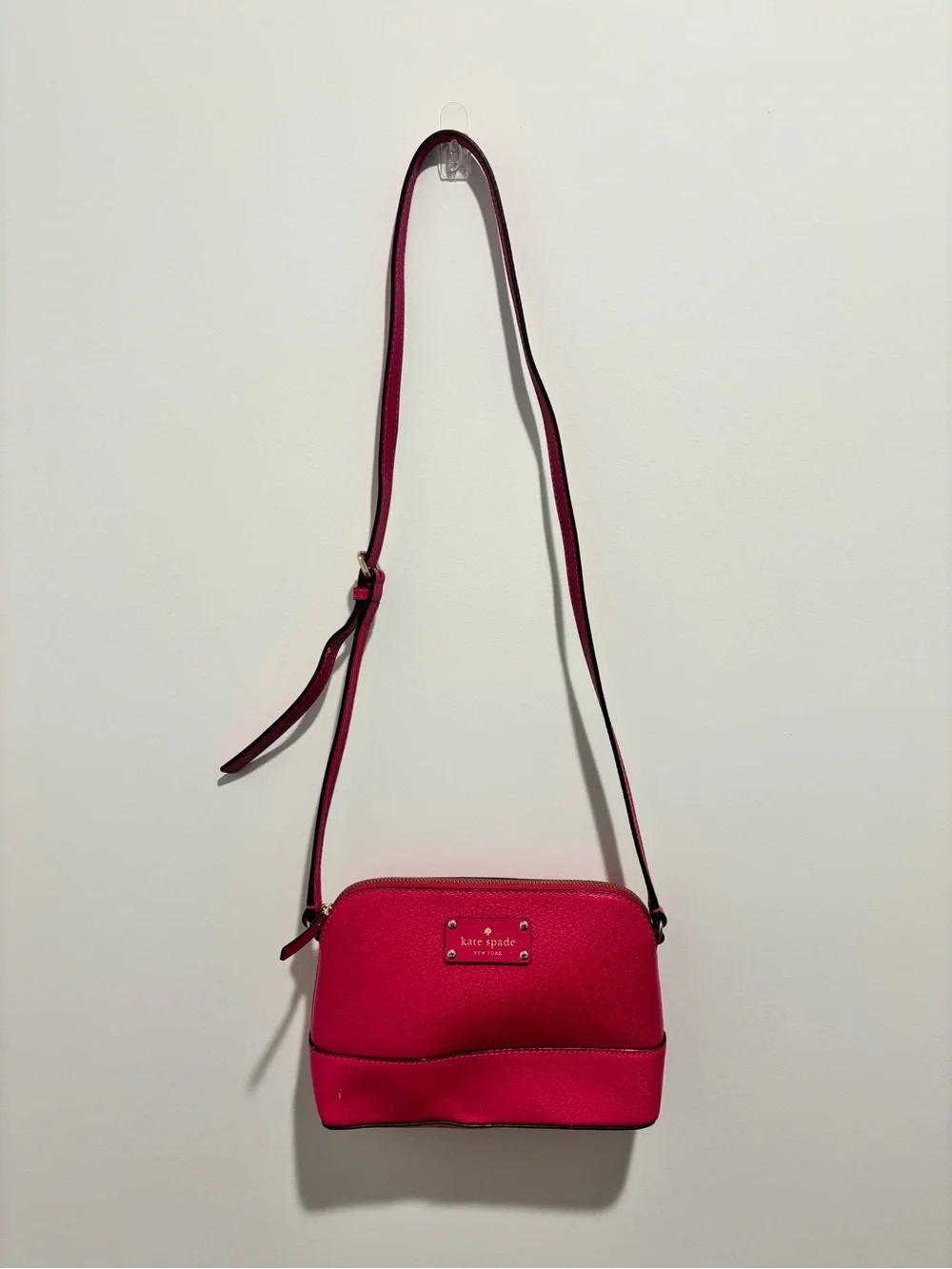 💕Kate Spade Hot Pink Leather Crossbody Bag💕